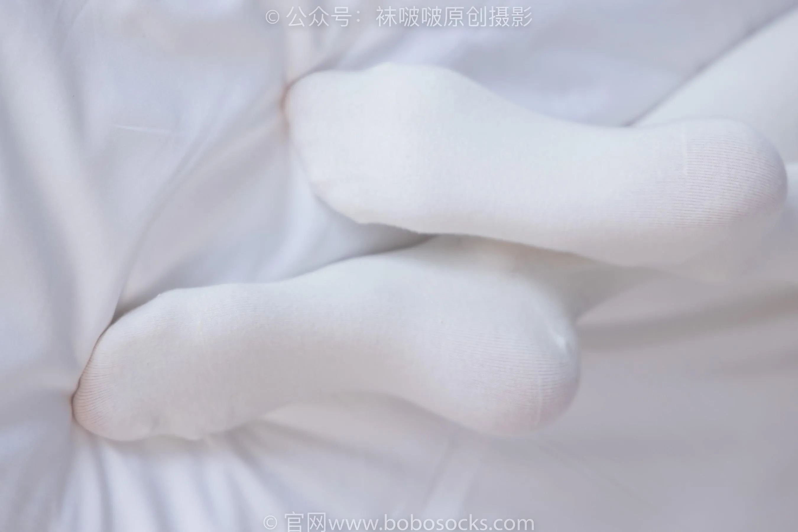 [BoBoSocks袜啵啵]NO.229 稚予-板鞋、皮鞋、两双大腿袜 [68P]插图3